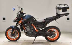 KTM 890 DUKE R 2023