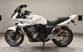 HONDA CB400 SUPER BOLDOR VTEC 2009 NC42