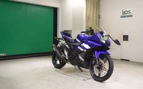 YAMAHA YZF-R15 2024