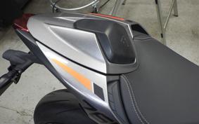 TRIUMPH STREET TRIPLE RS 2023