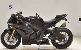 HONDA CBR1000RR RSP 2024 SC82