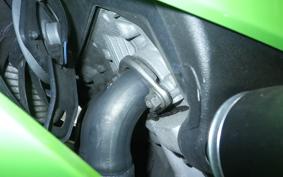 KAWASAKI ZX 10 NINJA R 2011