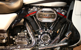 HARLEY FLHTCUTG SE CVO 2019 TBH