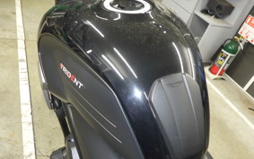 TRIUMPH TRIDENT 660 2021