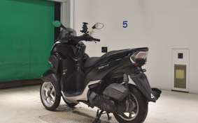 YAMAHA TRICITY 125 SE82J