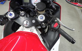 YAMAHA YZF-R6 1999