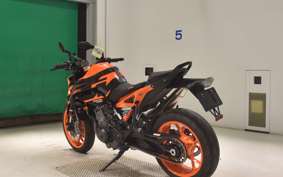 KTM 890 DUKE GP 2023