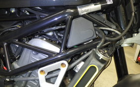 HUSQVARNA SVARTPILEN 401 2019