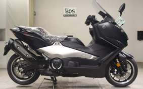 YAMAHA T-MAX 560 2026 SJ21J