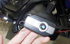 BMW M1000R 2023
