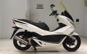 HONDA PCX 150 KF18