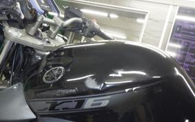 YAMAHA XJ6 N 2011