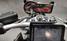 BMW R1200R 2015 0A04