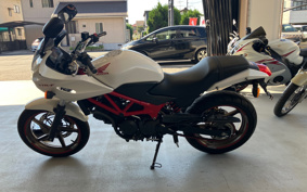 HONDA VTR 250 F MC33