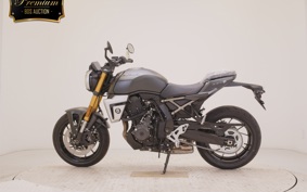 SUZUKI GSX-8T 2026 EM1AA