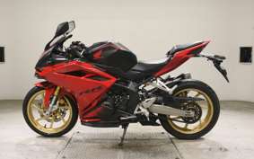 HONDA CBR250RR A 1996 MC51