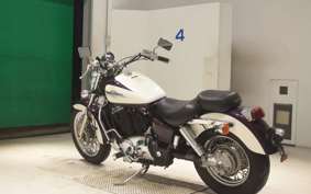 HONDA SHADOW 1100 CLASSIC 1996 SC32