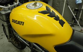 DUCATI MONSTER 400 IE 2004