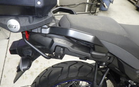 SUZUKI DL650 ( V-Strom 650 ) XTA 2023 C733M