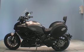 DUCATI DIAVEL STRADA 2013 G102J