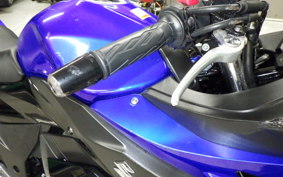 SUZUKI GSX-250R