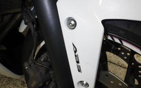 HONDA CBR650F 2014 RC83