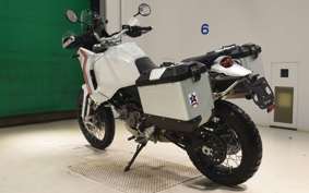 DUCATI DESSERT X 2022