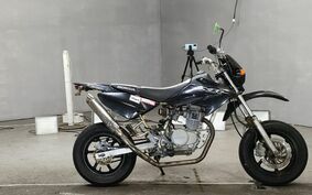 HONDA XR100 MOTARD HD13
