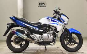 SUZUKI GSR250 2023
