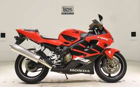 HONDA CBR600F GEN 3 2002 PC35