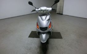 YAMAHA GRAND AXIS 100 2003 SB06J