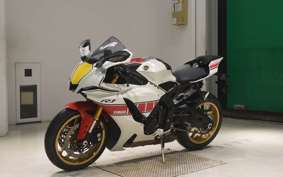 YAMAHA YZF-R1 2023 RN65J