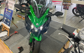 KAWASAKI NINJA H2 SX SE 2018 ZXT02A