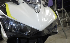 YAMAHA YZF R-3 2018 RH13J