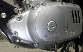SUZUKI GN125 H 2025