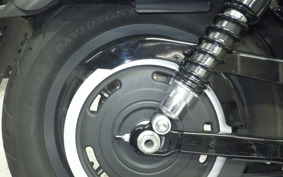 HARLEY XL883N 2014