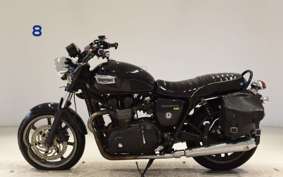 TRIUMPH BONNEVILLE SE 2014