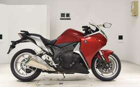 HONDA VFR1200F 2010 SC63