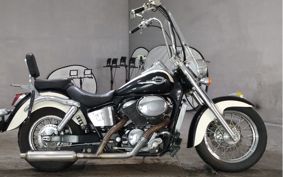 HONDA SHADOW 750 1997 RC44