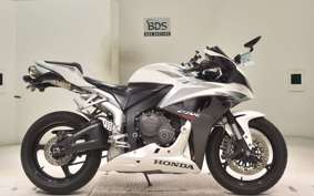 HONDA CBR600RR GEN 3 2008 PC40