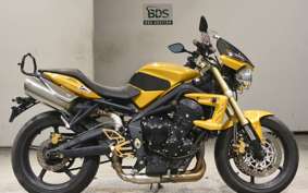 TRIUMPH STREET TRIPLE