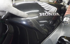 HONDA CBR1100XX 2001 SC35