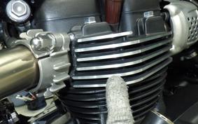 TRIUMPH BONNEVILLE T100 2022
