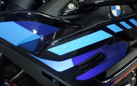 BMW M1000R 2024