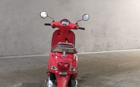 VESPA LX125 ..