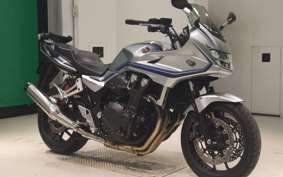 HONDA CB1300SB SUPER BOLDOR 2023 SC54