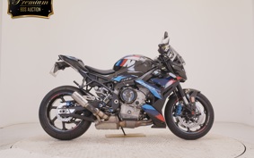 BMW M1000R 2023