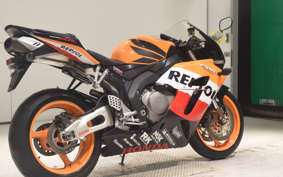 HONDA CBR1000RR 2005