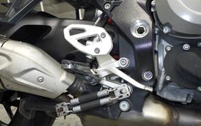 BMW S1000XR 2015