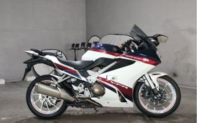 HONDA VFR800F 2019 RC79